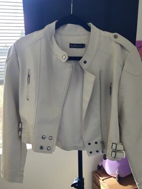 Off-White Cropped Moto Jacket